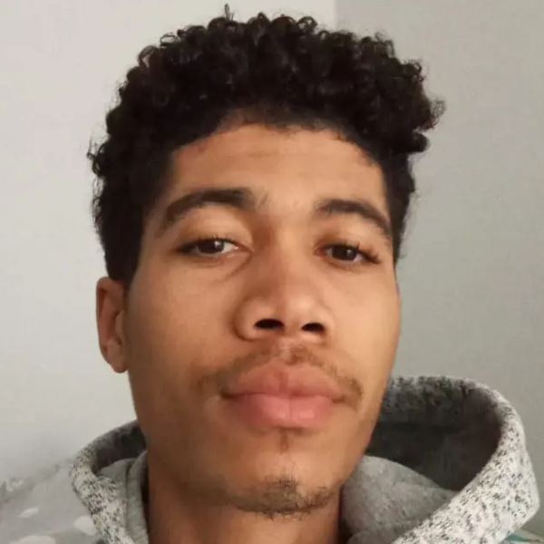 Zhuryel Gomes